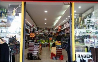 SPECIALIST SPORT SHOE & EQUIPMENT STORE FOR SALE - N. BEACHES